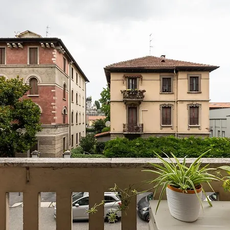 Espinasse Apartman Milánó